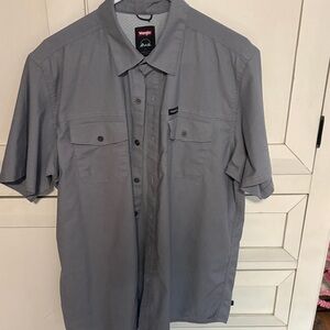 Wrangler Men's Casual Gray Button Down Shirt